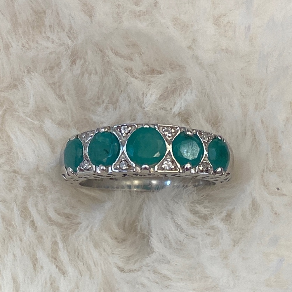 Emerald Diamond Ring